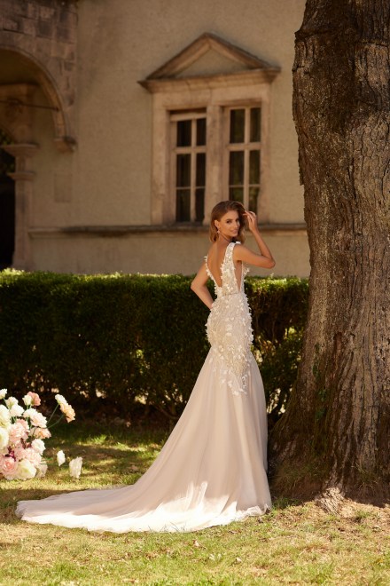 https://www.sposa-lia.com/images/stories/virtuemart/product/3) Bridget.jpg